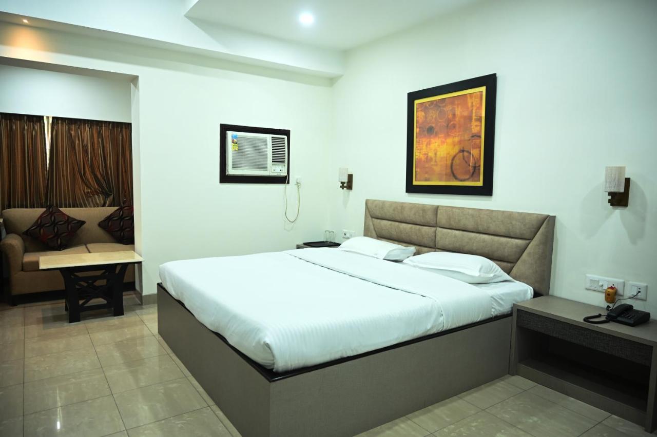 Elgin Suites Kolkata Bagian luar foto