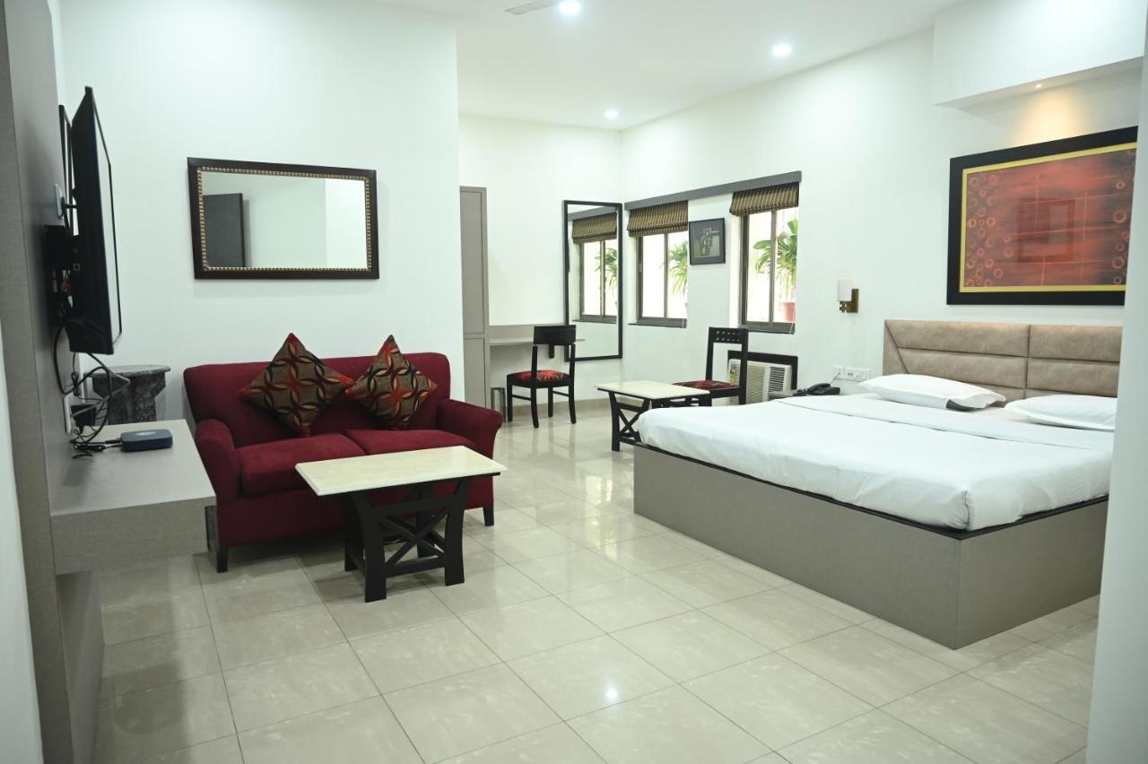 Elgin Suites Kolkata Bagian luar foto
