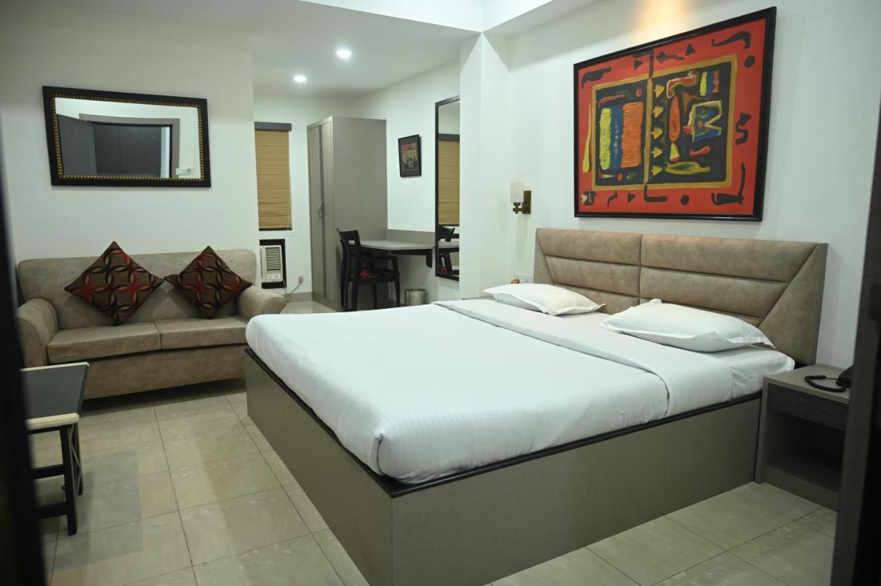 Elgin Suites Kolkata Bagian luar foto