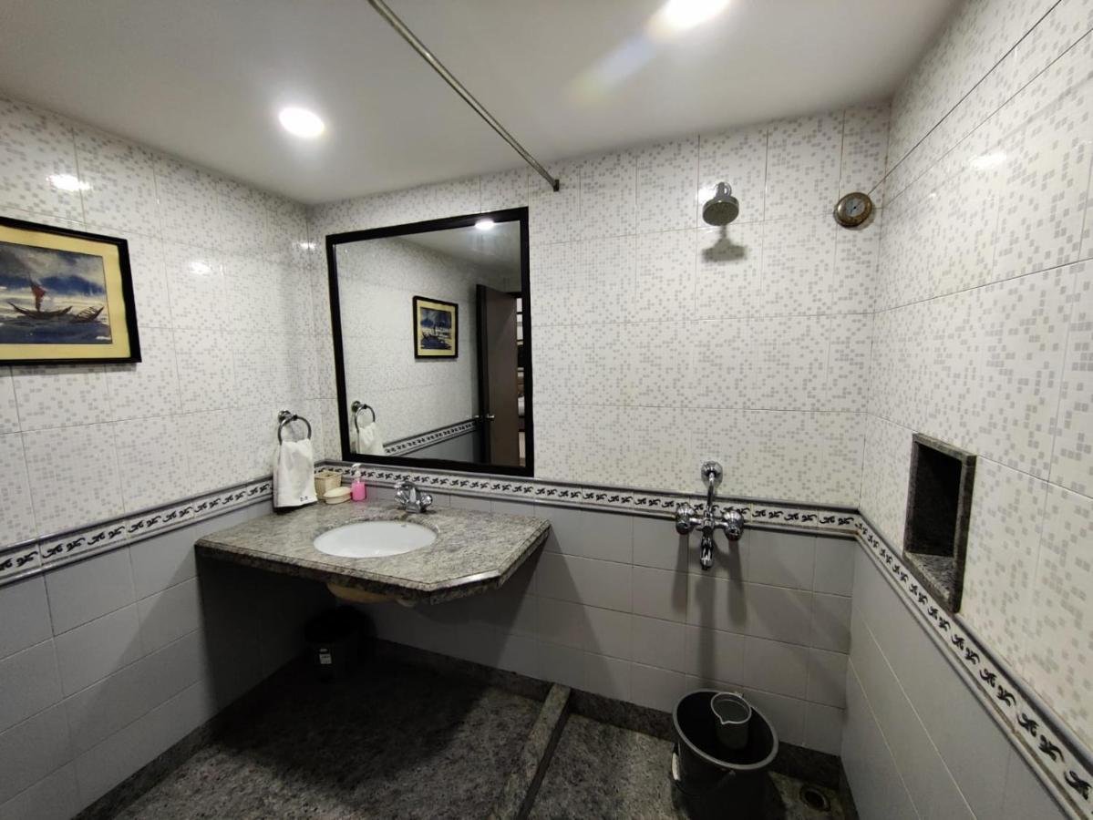 Elgin Suites Kolkata Bagian luar foto