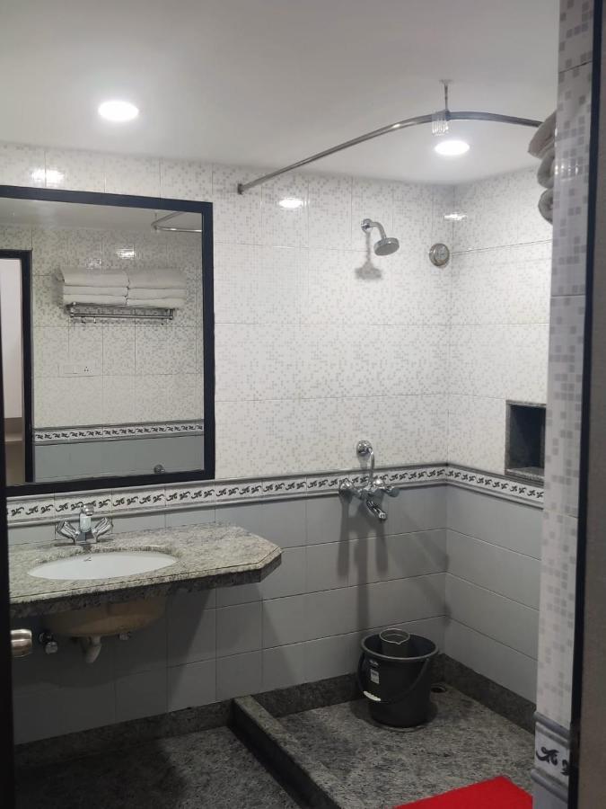 Elgin Suites Kolkata Bagian luar foto